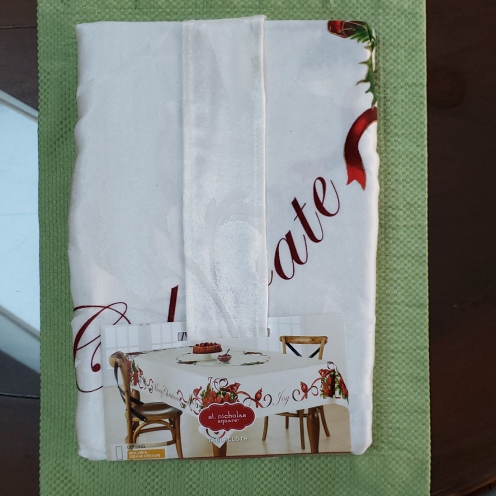🎄🎅 Christmas Tablecloth